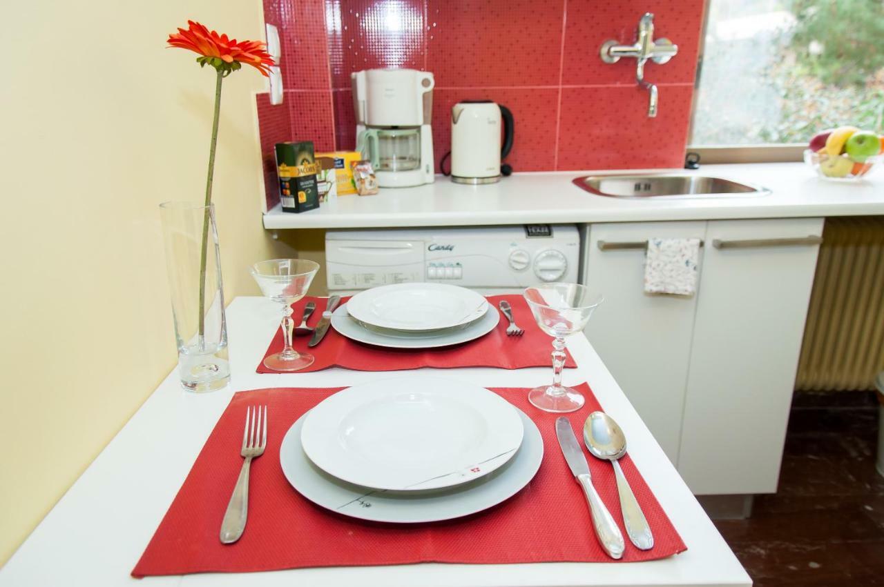 Stephany Apartment Atena Exterior foto